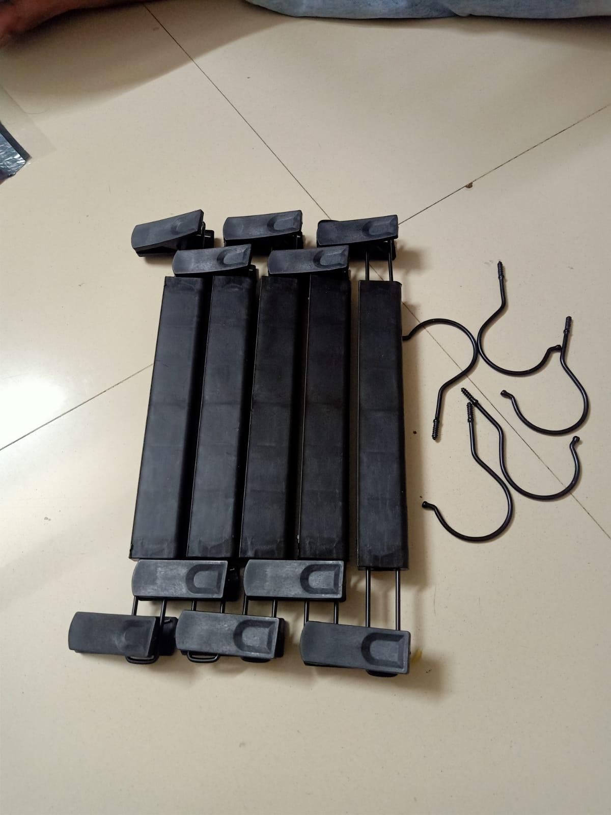 Black Adjustable Metal Hangers For Clothes (Pack of 5)